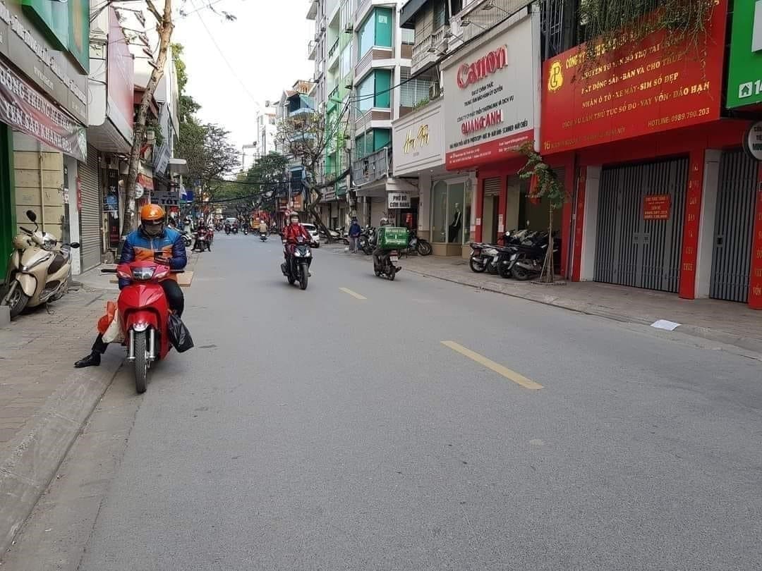 Nhà mặt ngõ cách phố Vương Thừa Vũ 50m, quận Thanh Xuân có giá bán bao nhiêu?
