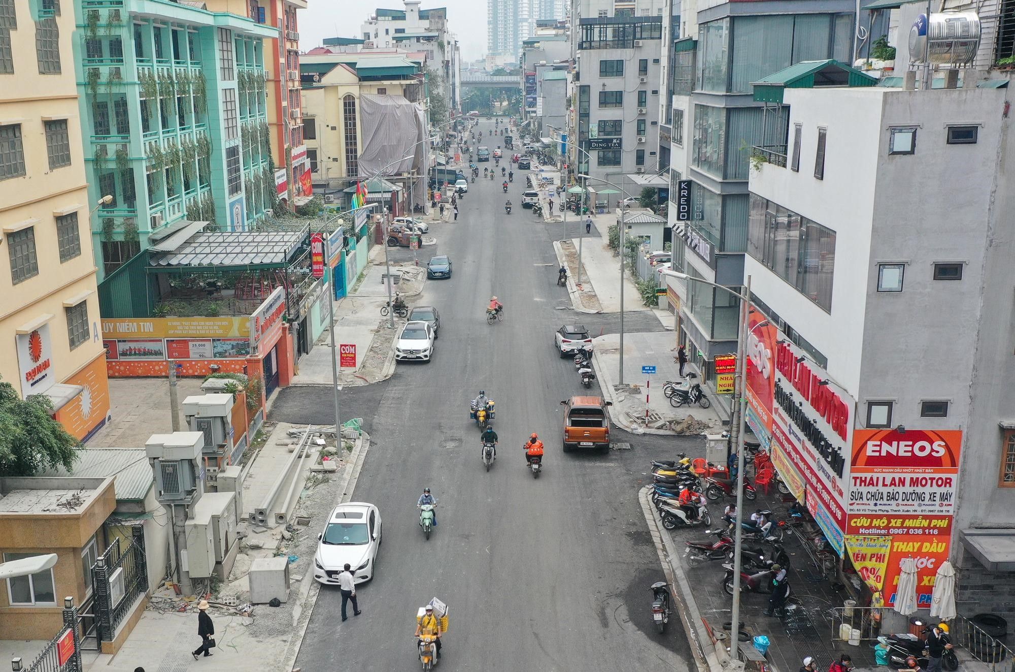 Nhà mặt ngõ cách đường Vũ Trọng Phụng 50m, quận Thanh Xuân có giá bán bao nhiêu?