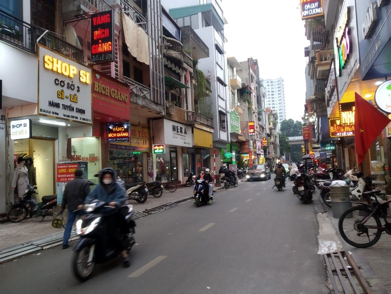 Nhà mặt phố tại phố Lê Lợi, quận Hà Đông giá bán bao nhiêu?
