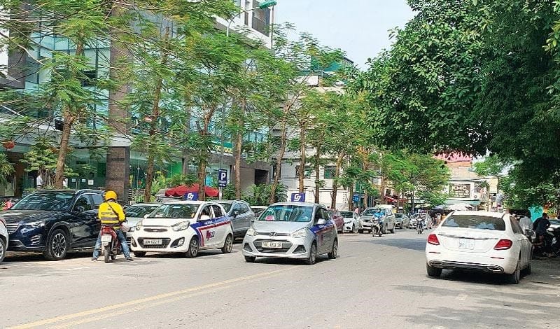 Địa điểm tiến hành thủ tục nhập khẩu với hộ gia đình mua nhà đất tại phố Tam Khương, phường Khương Thượng, quận Đống Đa