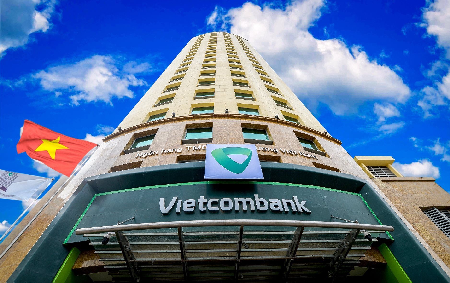 Lãi suất ngân hàng Vietcombank hôm nay là bao nhiêu?