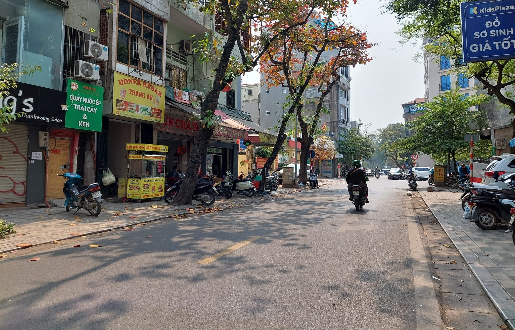 Nhà mặt phố tại đường Yên Phụ, quận Tây Hồ giá bán bao nhiêu?