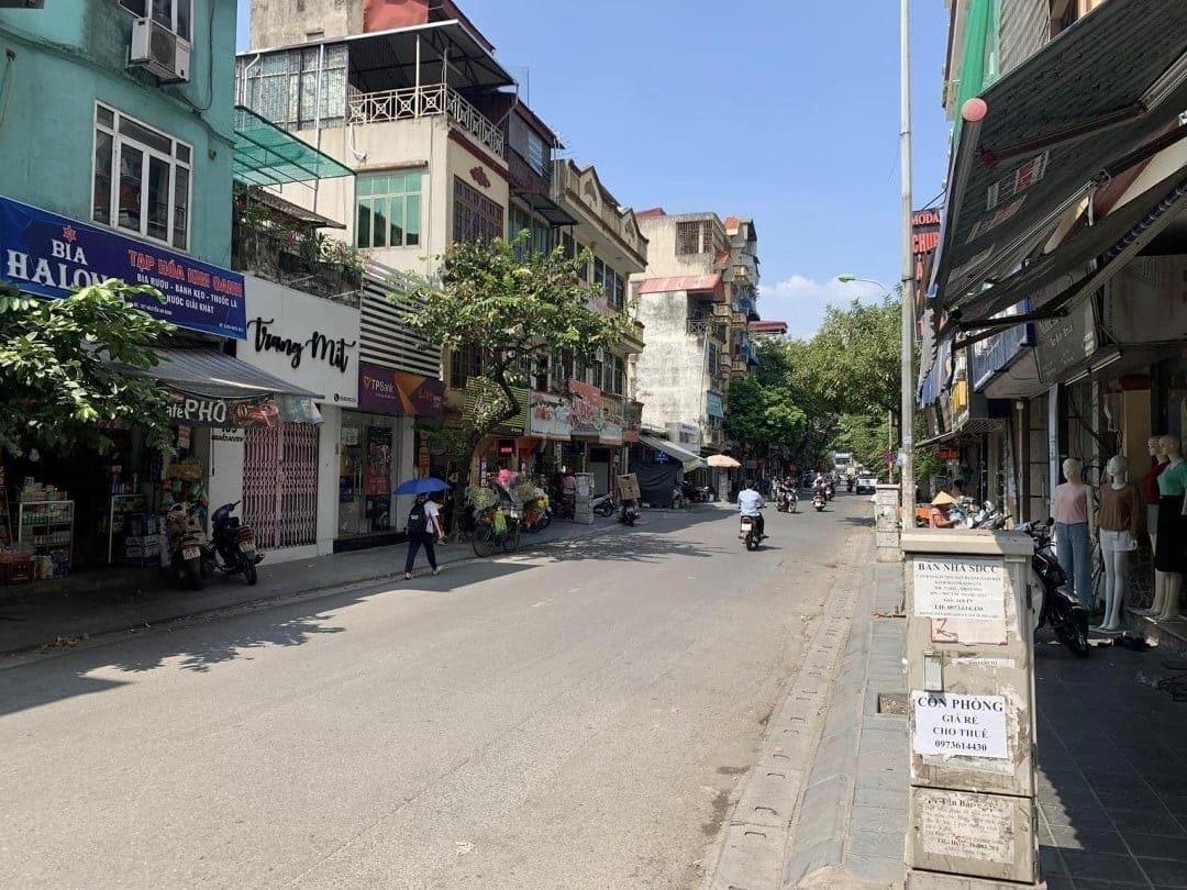 Địa điểm tiến hành thủ tục nhập khẩu với hộ gia đình mua nhà đất tại phố Nguyễn An Ninh, quận Hoàng Mai