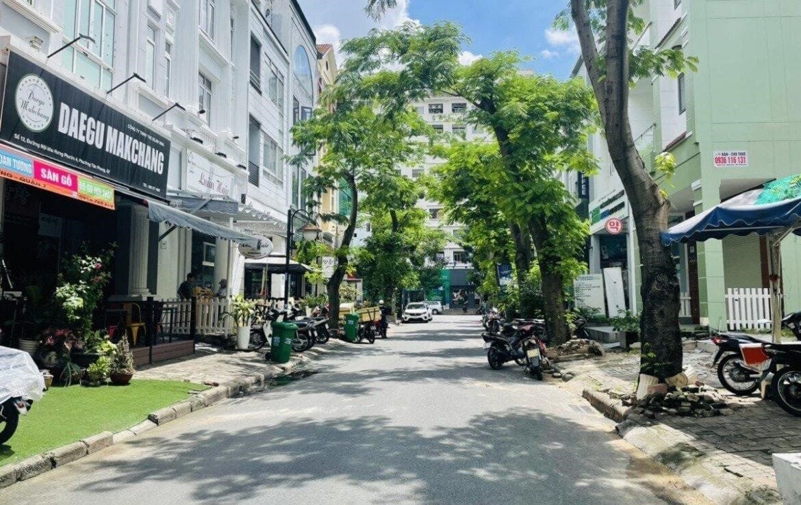 Địa điểm tiến hành thủ tục nhập khẩu với hộ gia đình mua nhà đất tại đường Giáp Bát, quận Hoàng Mai