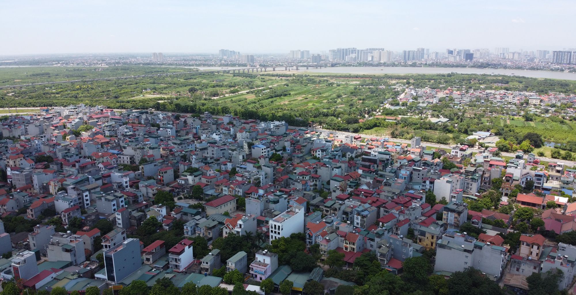 Giá bán nhà riêng, nguyên căn đường Lâm Du, quận Long Biên hiện tại là bao nhiêu?
