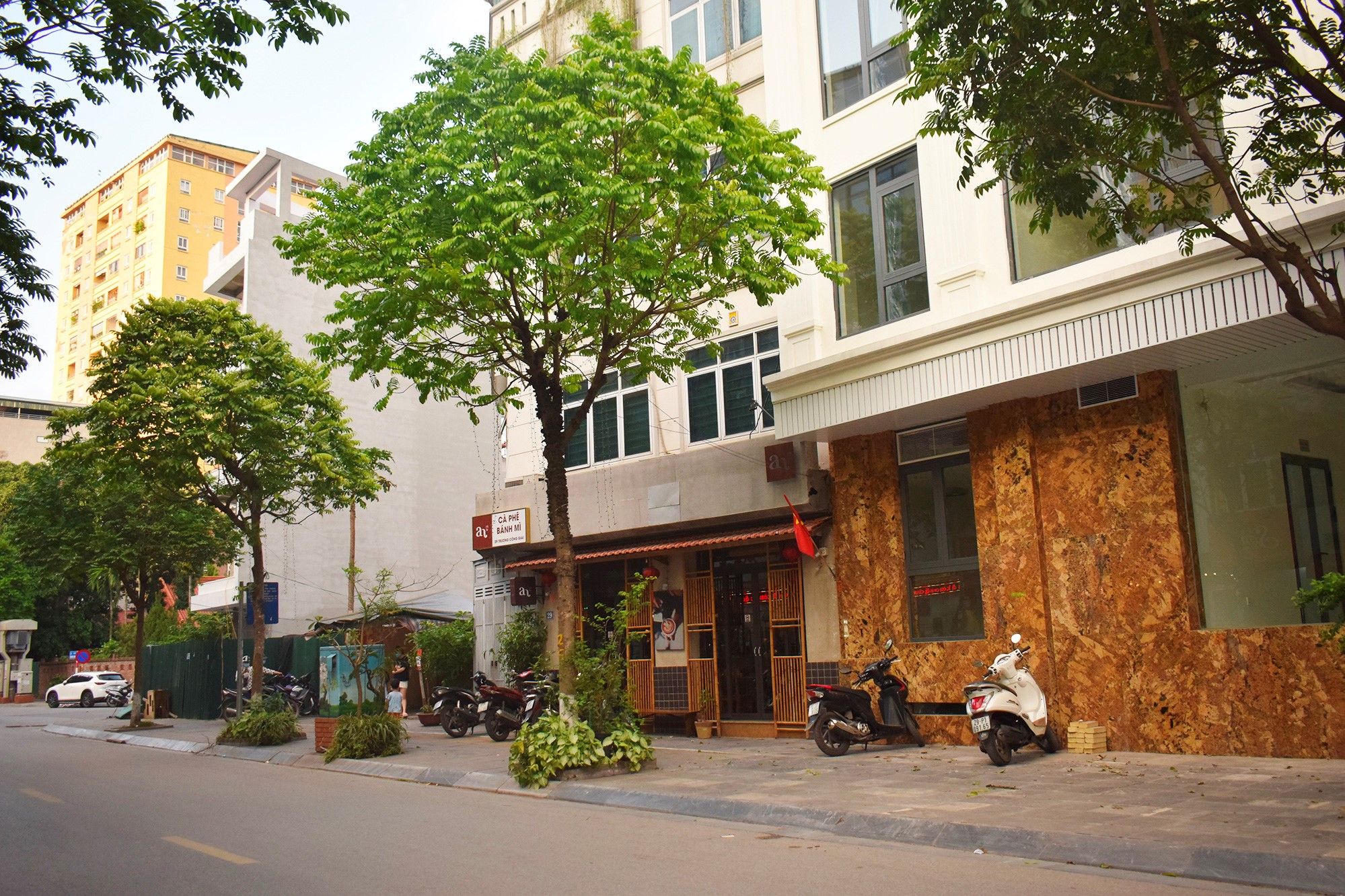 Cập nhật giá bán nhà nở hậu tại phường Dịch Vọng Hậu, quận Cầu Giấy