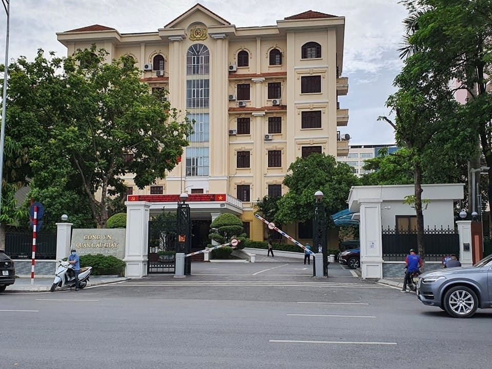 Địa điểm tiến hành thủ tục nhập khẩu với hộ gia đình mua nhà đất tại phố Chùa Hà, quận Cầu Giấy
