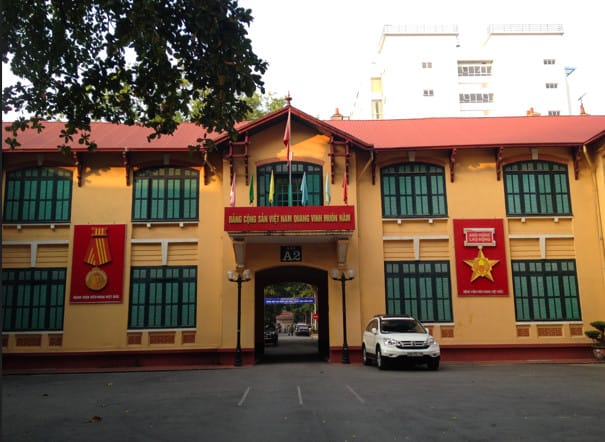 Giá bán nhà riêng, nguyên căn gần khu vực bệnh viện Hữu Nghị Việt Đức, quận Hoàn Kiếm 
