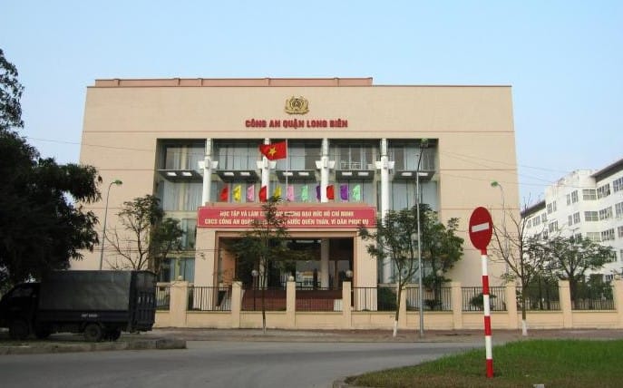 Địa điểm tiến hành thủ tục nhập khẩu với hộ gia đình mua nhà đất tại phố Đặng Vũ Hỷ, quận Long Biên