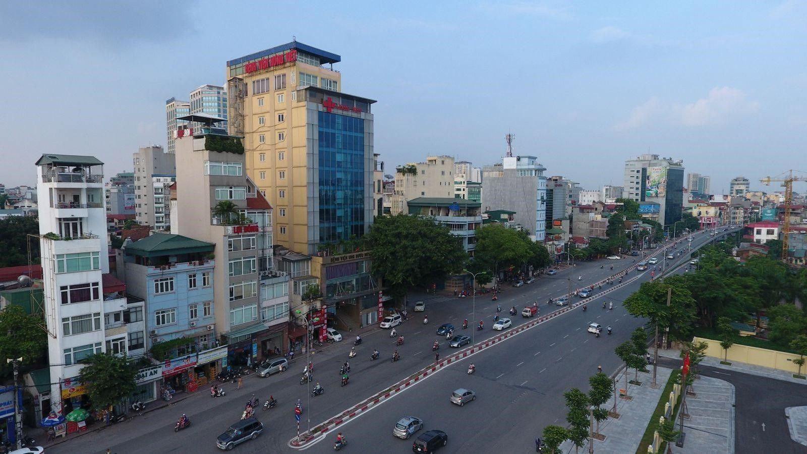 Nhà riêng gần bệnh viện Ung Bướu Hưng Việt, quận Hai Bà Trưng có giá bán bao nhiêu?