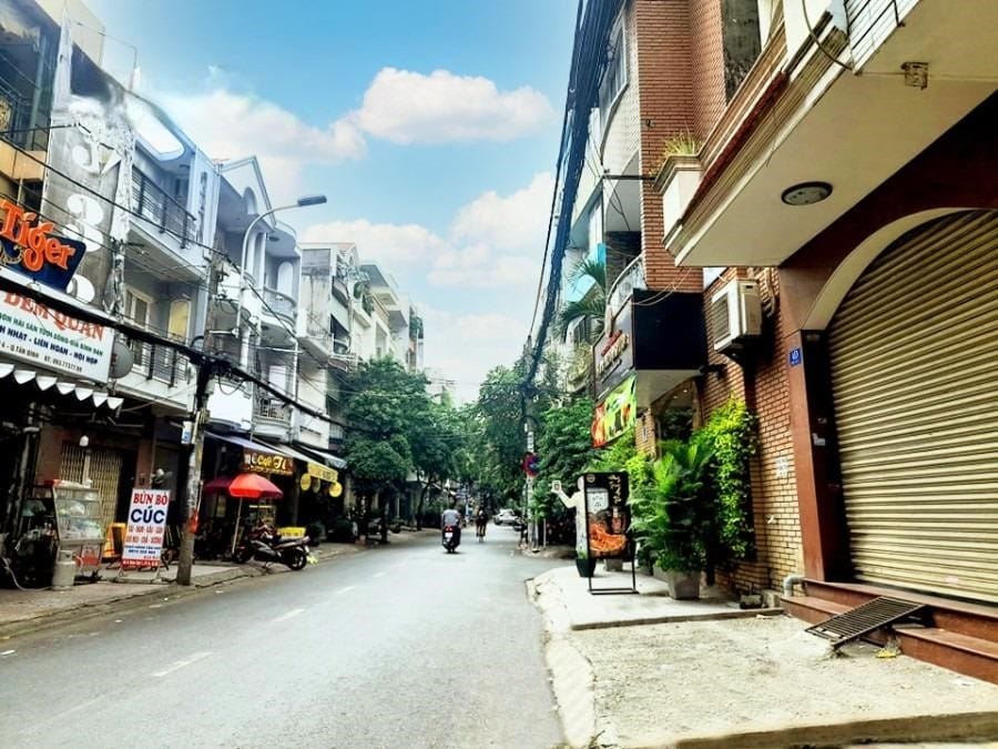 Nhà mặt phố đường Bàu Cát, Quận Tân Bình hiện có giá bao nhiêu?