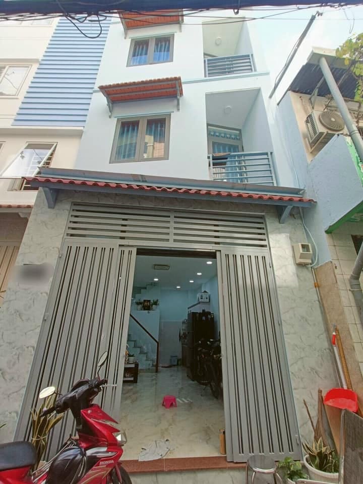 Nhà mặt phố đường Huỳnh Khương Ninh, quận 1 hiện có giá bao nhiêu?