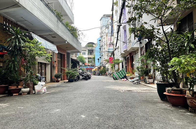 Giá bán nhà riêng, nguyên căn đường Hoàng Hoa Thám, quận Phú Nhuận hiện tại là bao nhiêu?