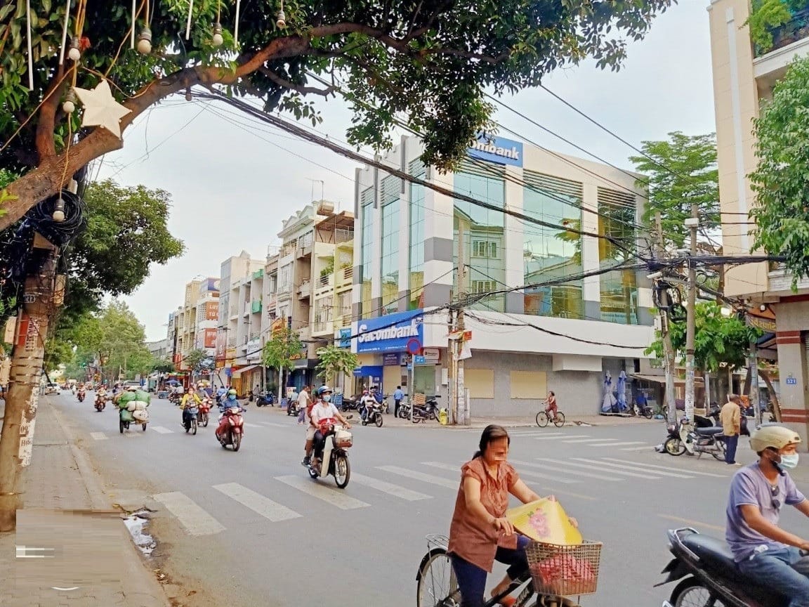 Giá bán nhà riêng, nguyên căn tại đường Lãnh Binh Thăng, quận 11 là bao nhiêu?