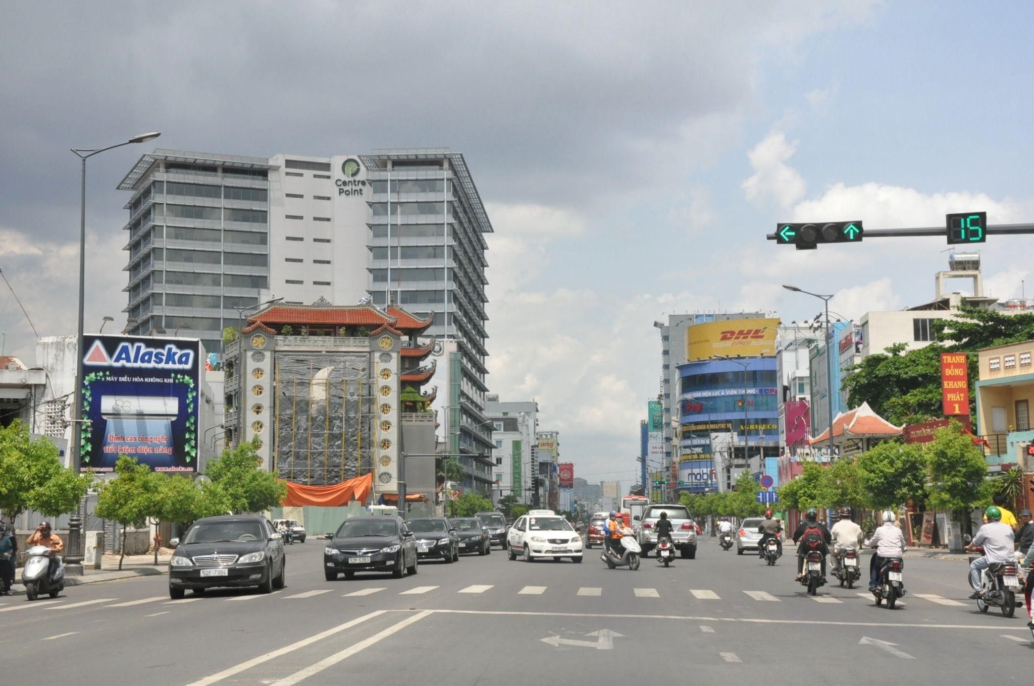 Giá bán nhà thổ cư quận Phú Nhuận và Bình Thạnh bên nào đắt, bên nào rẻ hơn?