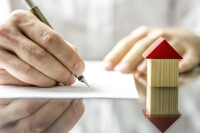 Làm thế nào để tránh rủi ro khi sang tên mua nhà?