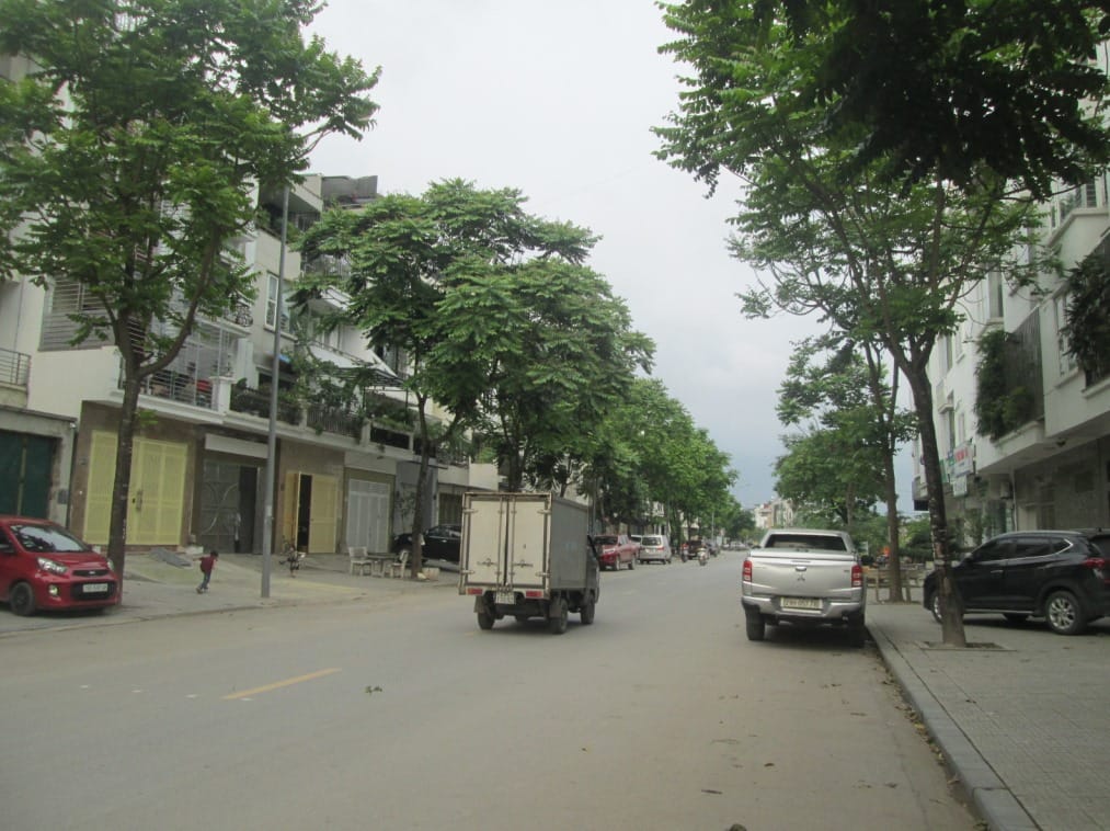 Giá bán nhà riêng, nguyên căn đường Phúc La - Văn Phú, quận Hà Đông hiện tại là bao nhiêu?