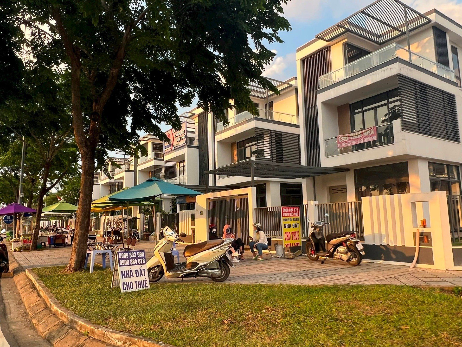 Nhà riêng gần chợ Tăng Nhơn Phú A, quận 9 có giá bán bao nhiêu?