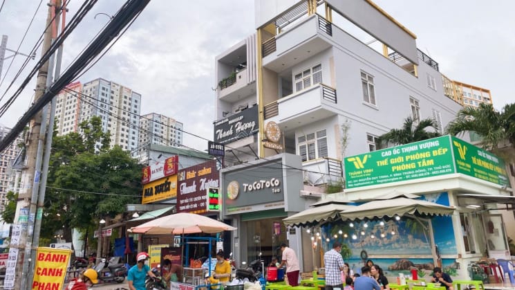 Nhà mặt phố đường Nguyễn Duy Trinh, TP. Thủ Đức, TP. HCM hiện có giá bao nhiêu? 