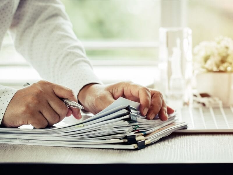 Bỏ sổ hộ khẩu giấy, mua bán nhà đất cần giấy tờ gì để thay thế?