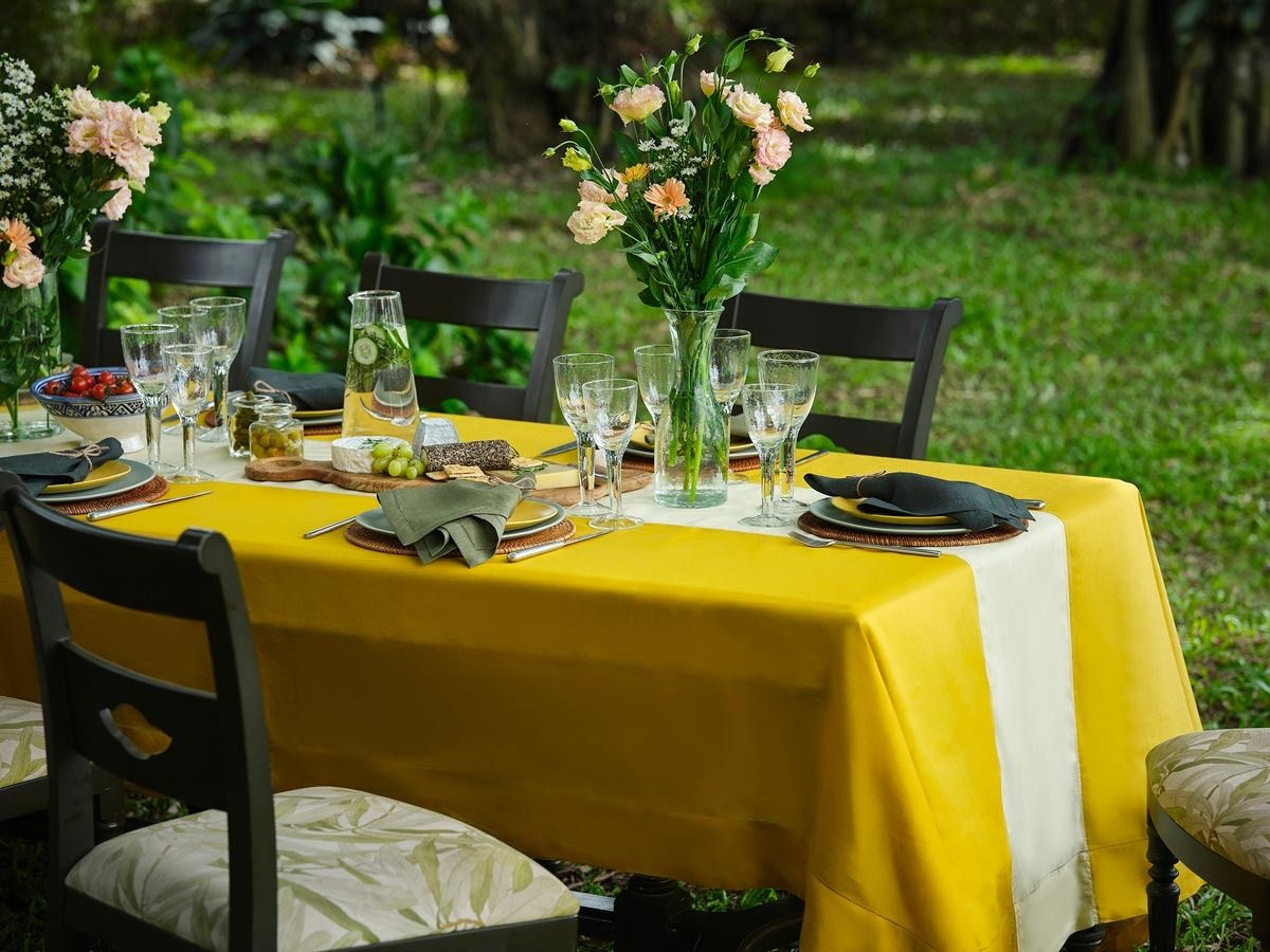 Bí quyết trang trí bàn ăn đẹp trong các bữa tiệc đặc biệt của gia đình hoặc đón tiếp bạn bè