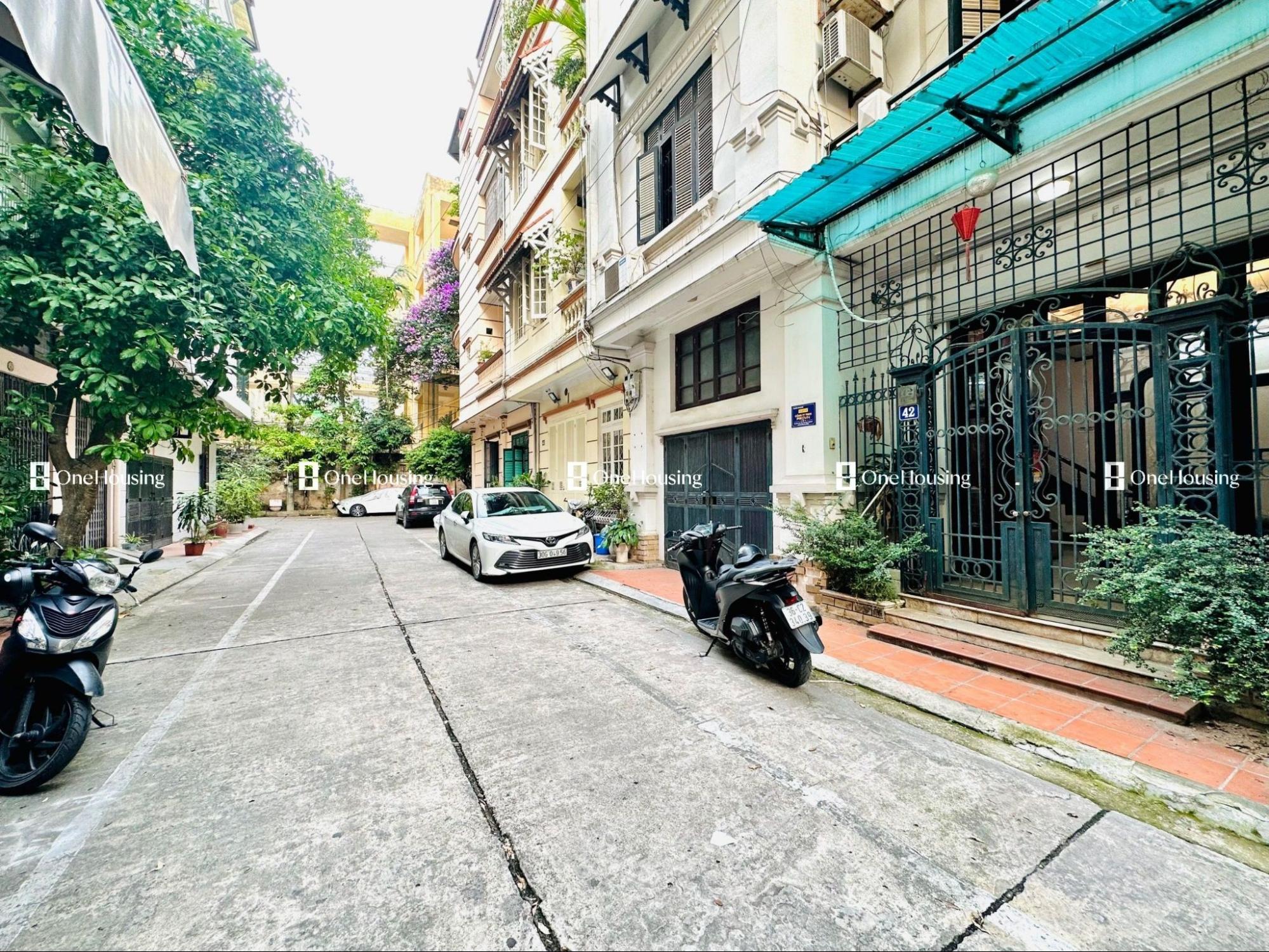 Nhà mặt ngõ 4 tầng cách đường Minh Khai quận Hai Bà Trưng giá bao nhiêu?