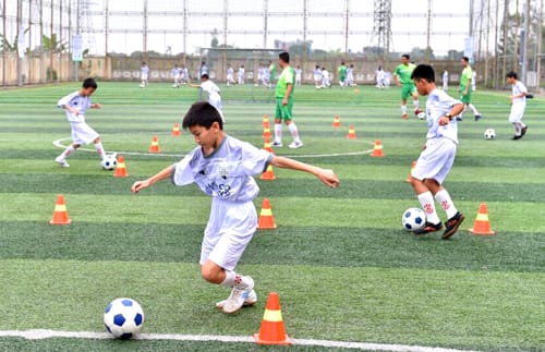 Top 3 trung tâm đào tạo bóng đá cho trẻ em tại quận Cầu Giấy