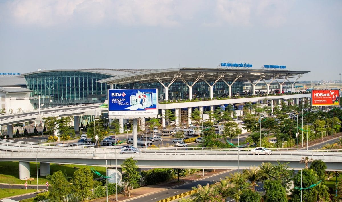 Di chuyển từ Mega Grand World Hà Nội đến Sân bay Nội Bài mất bao lâu?