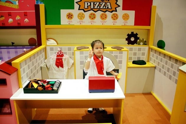Khám phá khu vui chơi trẻ em Kidzooona trong Aeon Mall Hà Đông