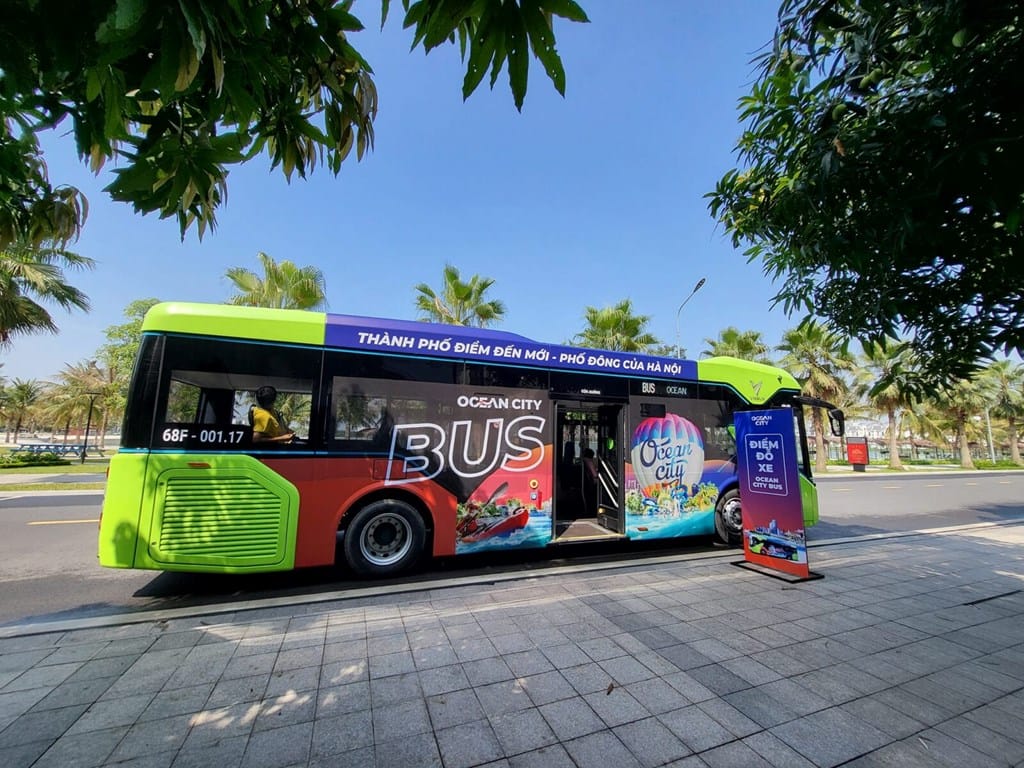 Đến quảng trường Kinh Đô Ánh Sáng bằng xe Ocean City Bus được không?