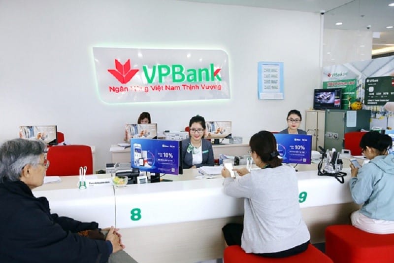 Lãi suất huy động ngân hàng VPBank đang là bao nhiêu? Có 1 tỷ nên gửi tiết kiệm hay mua căn 1 phòng ngủ Vinhomes Smart City?
