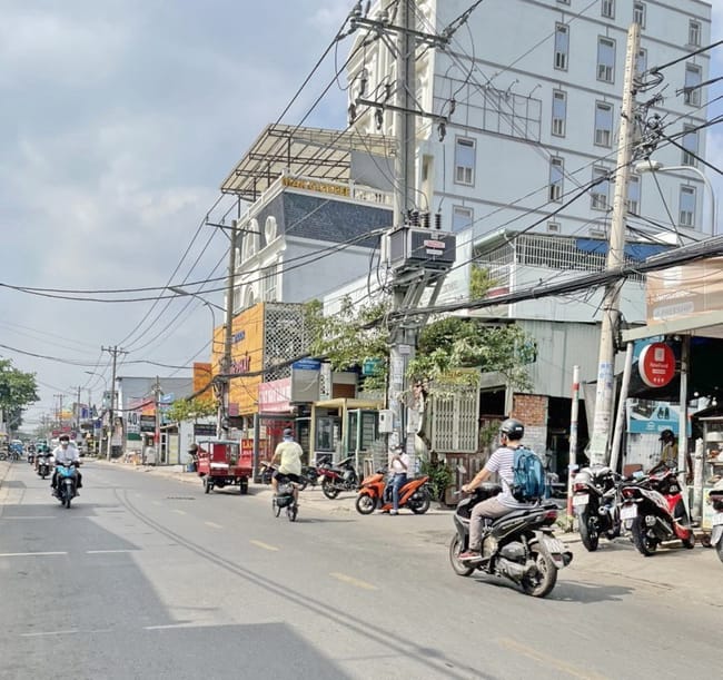 Giá bán nhà riêng đường Lê Văn Lương, Quận 7, TP. HCM hiện tại là bao nhiêu?